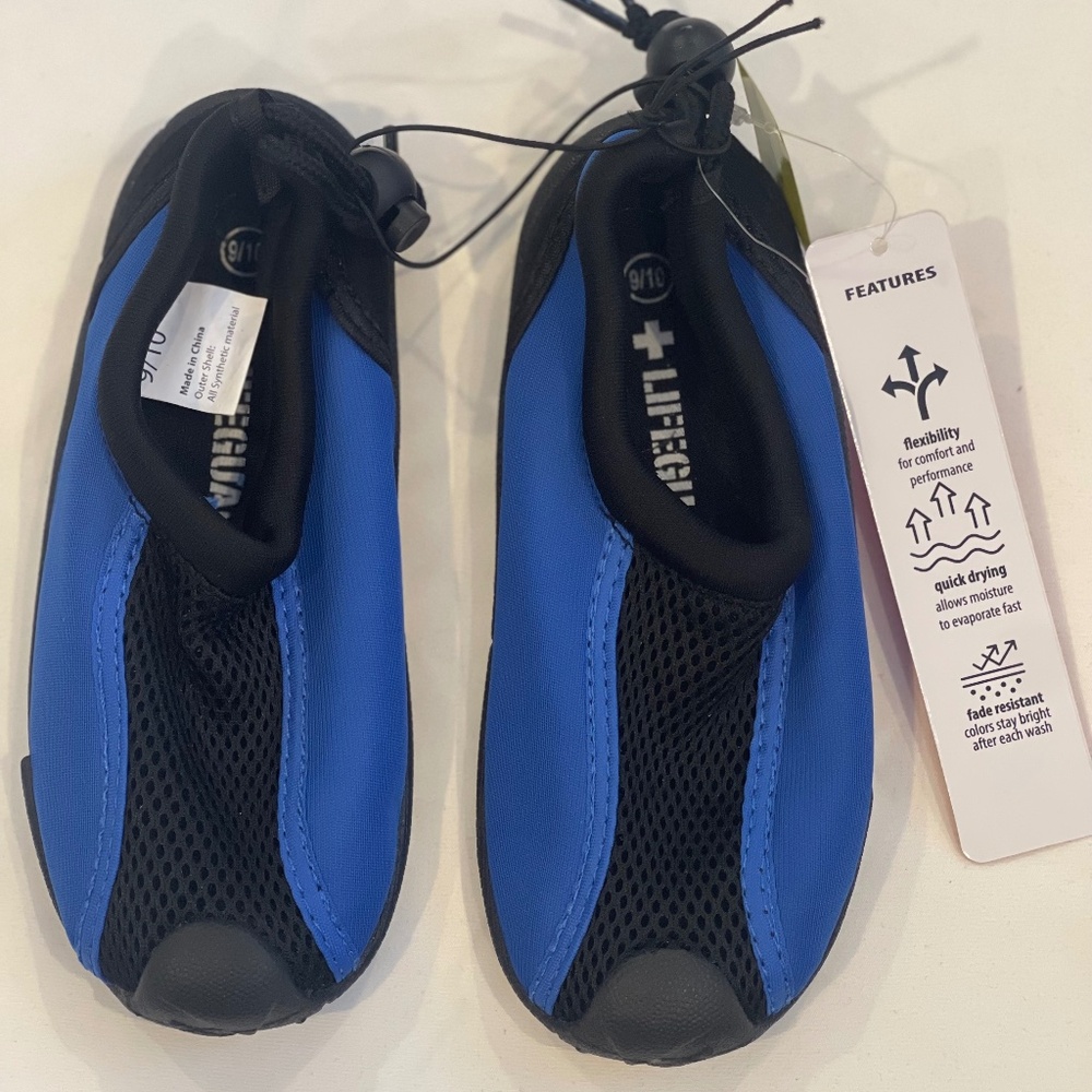 Kids Water Shoes - Brand Lifeguard - Size 9/10 - Color Blue & Black - NWT